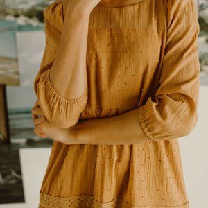 Henly Phoebe Swiss Dot Midi Dress (color: caramel)